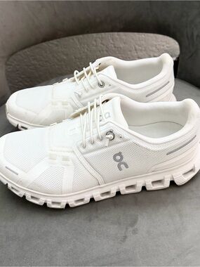 White On Cloud 6 women’s shoes